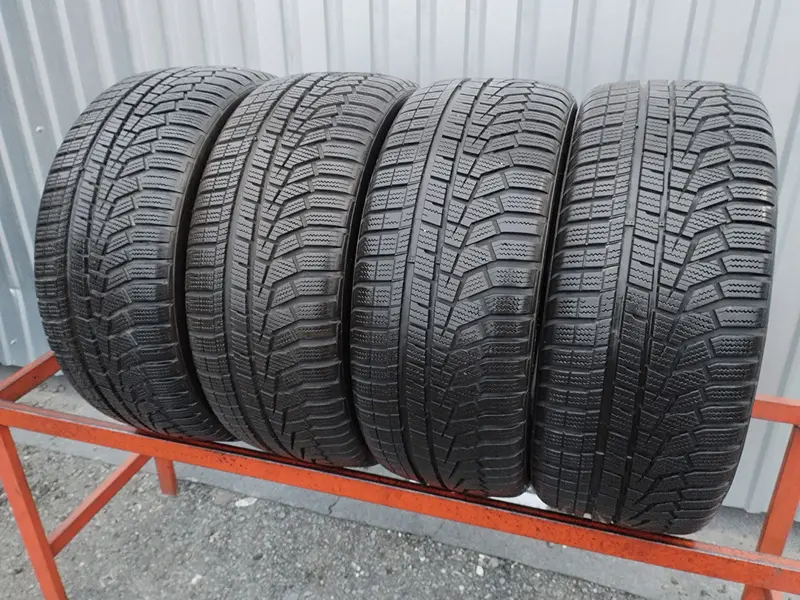Комплект б/у шин 215/40 R17 Hankook Winter I Cept Evo2 W320