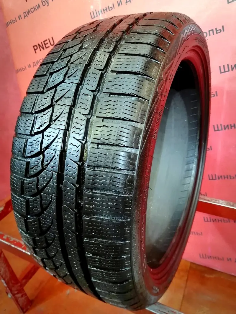 Б/у шина 215/40 R17 Nokian WR A4