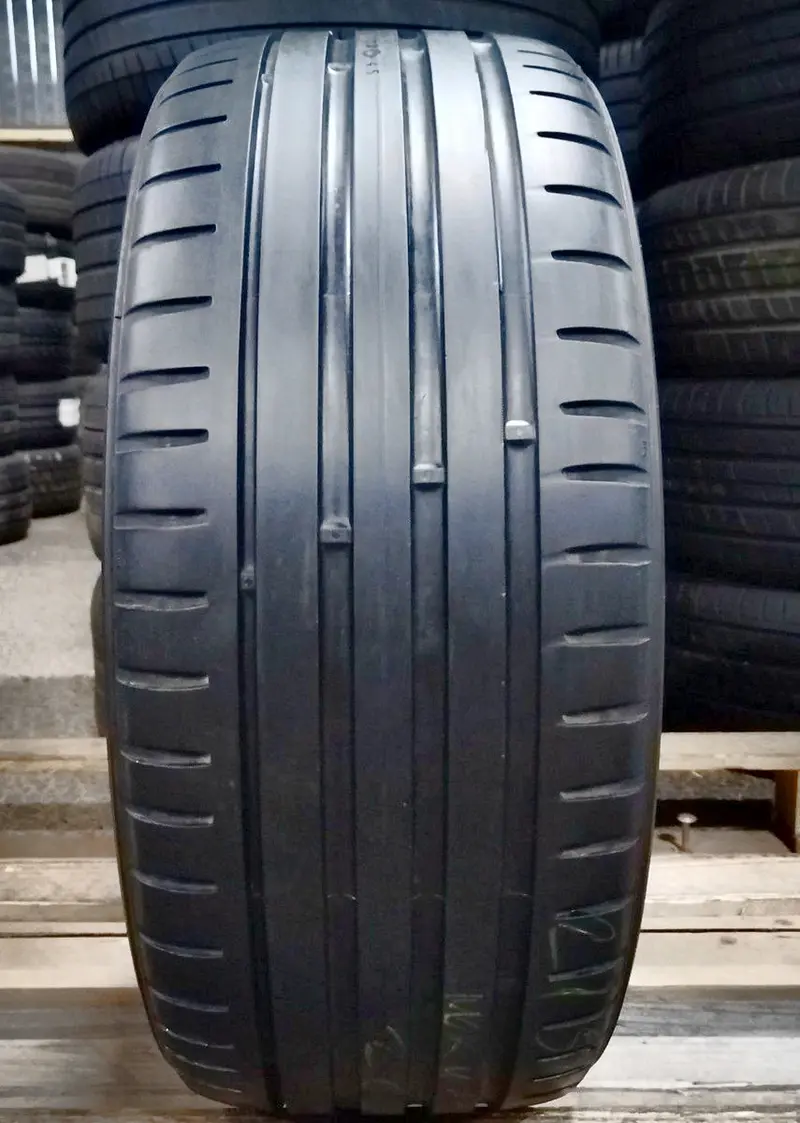 Б/у шина 215/40 R17 Nokian Z G2