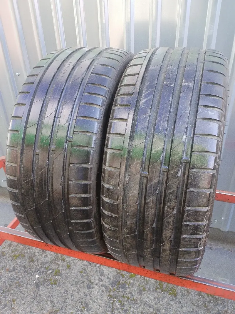 Пара б/у шин 215/40 R17 Nokian Z G2