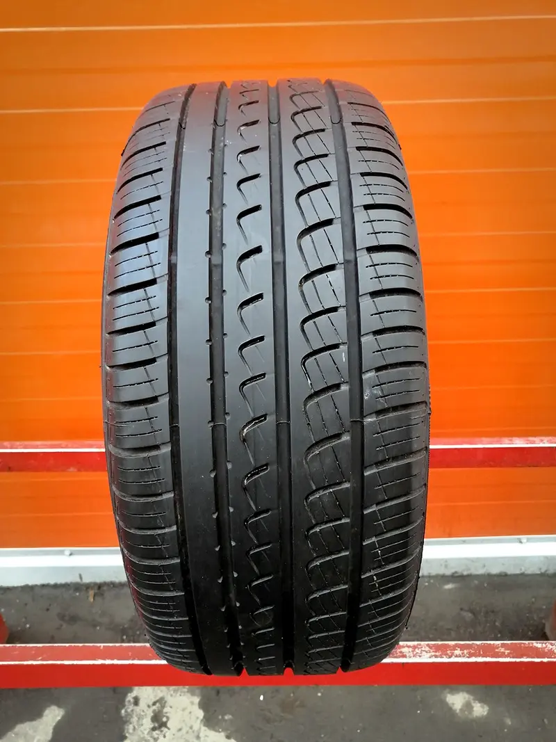 Б/у шина 215/40 R17 Pirelli P 7