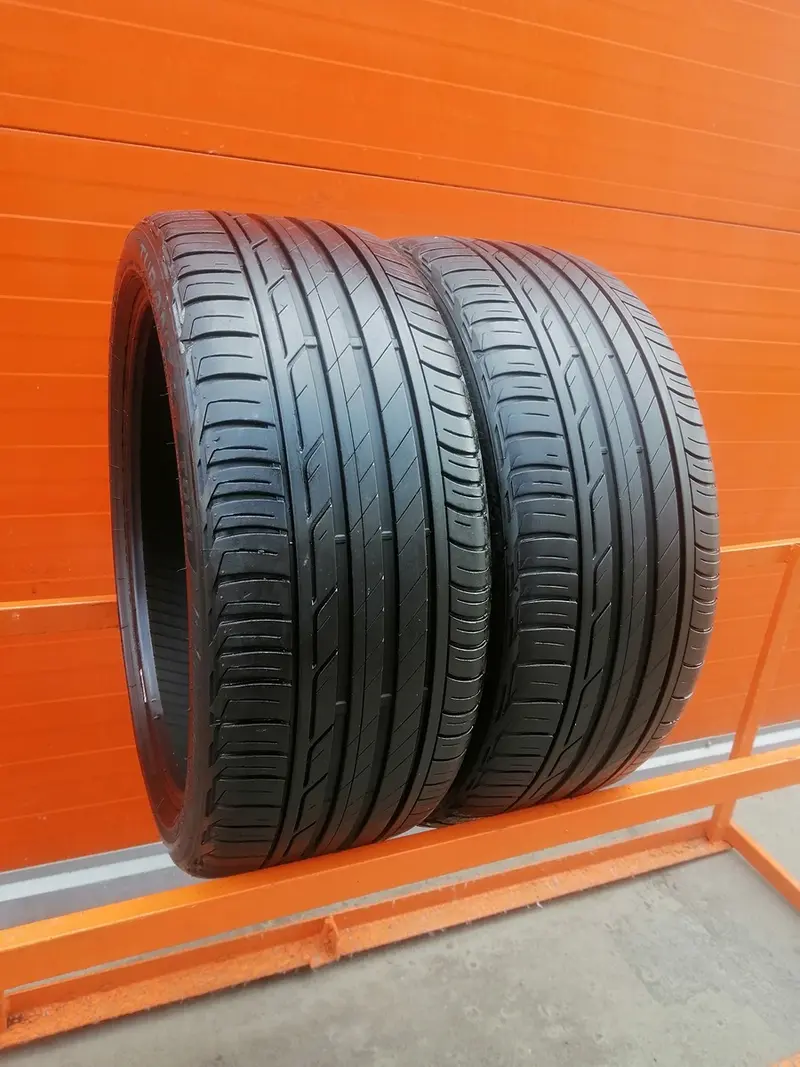 Пара б/у шин 215/40 R18 Bridgestone Turanza T001, фото 1