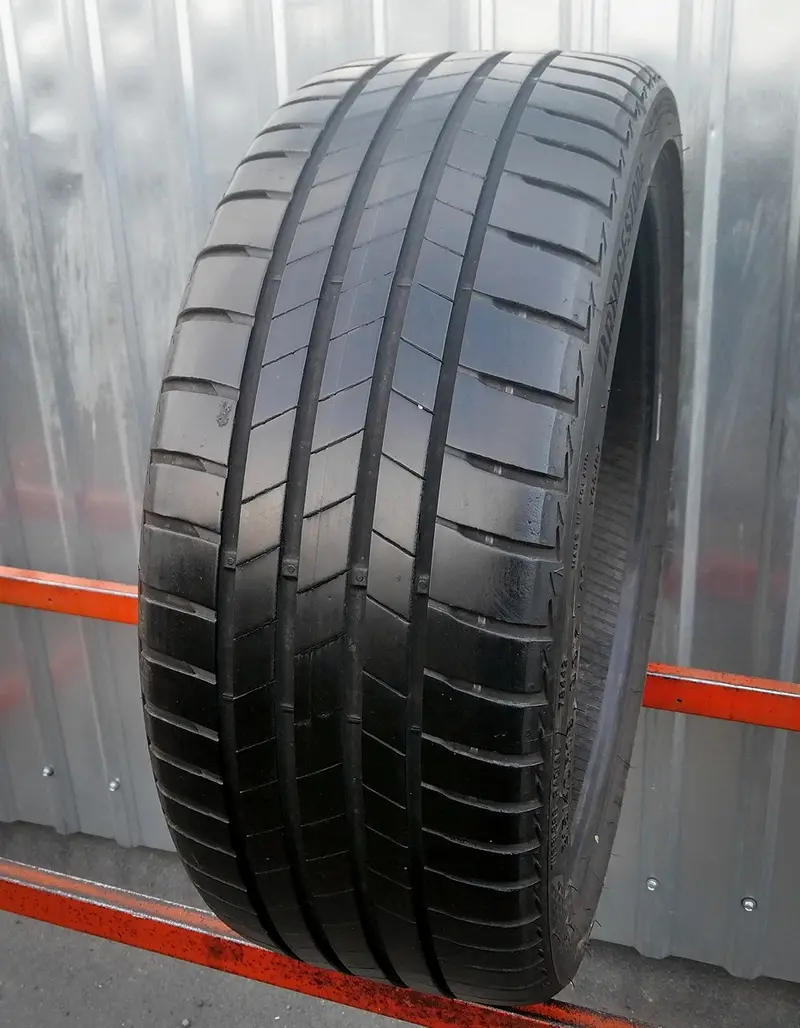 Б/у шина 215/40 R18 Bridgestone Turanza T005