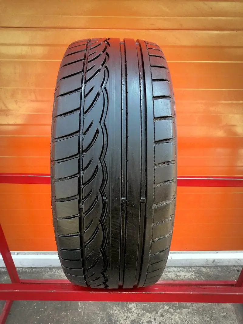 Б/у шина 215/40 R18 Dunlop SP Sport 01