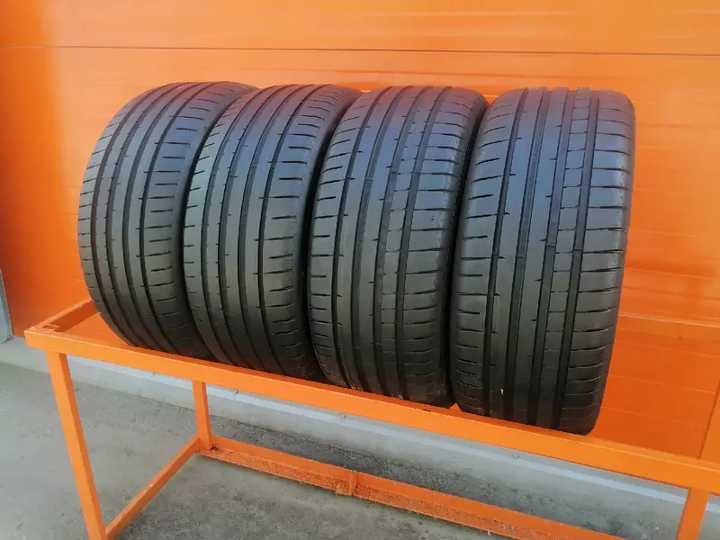 Комплект б/у шин 215/40 R18 Dunlop SP Sport Maxx RT 2, фото 1