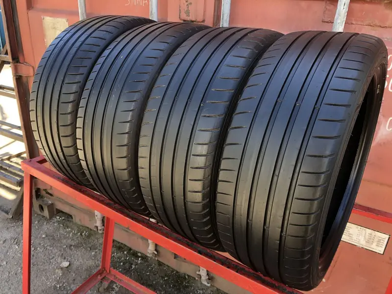 Комплект б/у шин 215/40 R18 Goodyear Eagle F1 Asymmetric 3