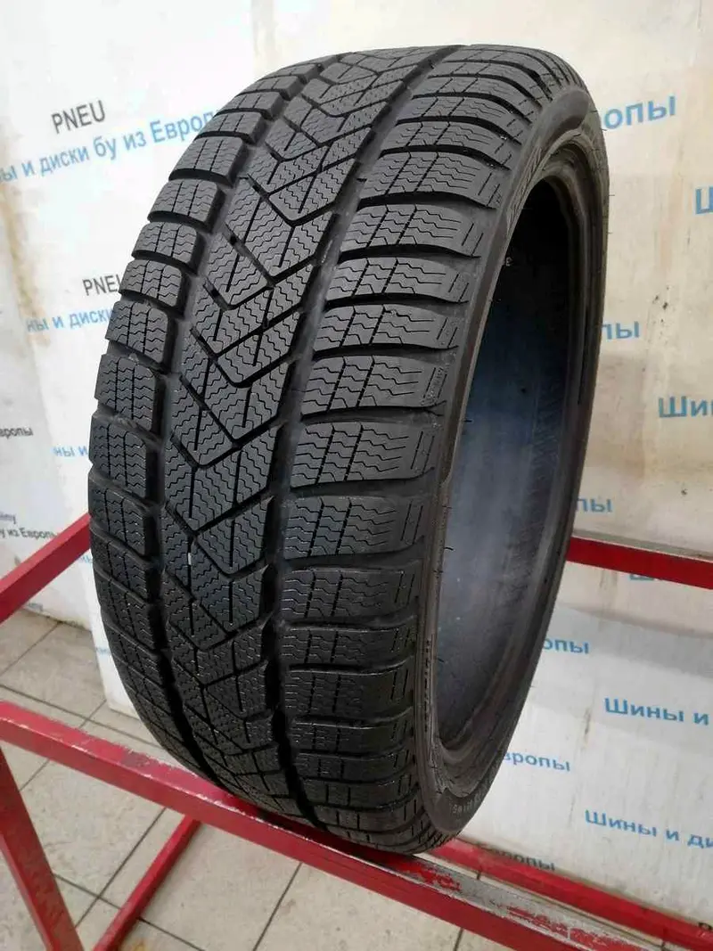 Б/у шина 215/40 R18 Pirelli Winter Sottozero 3, фото 1