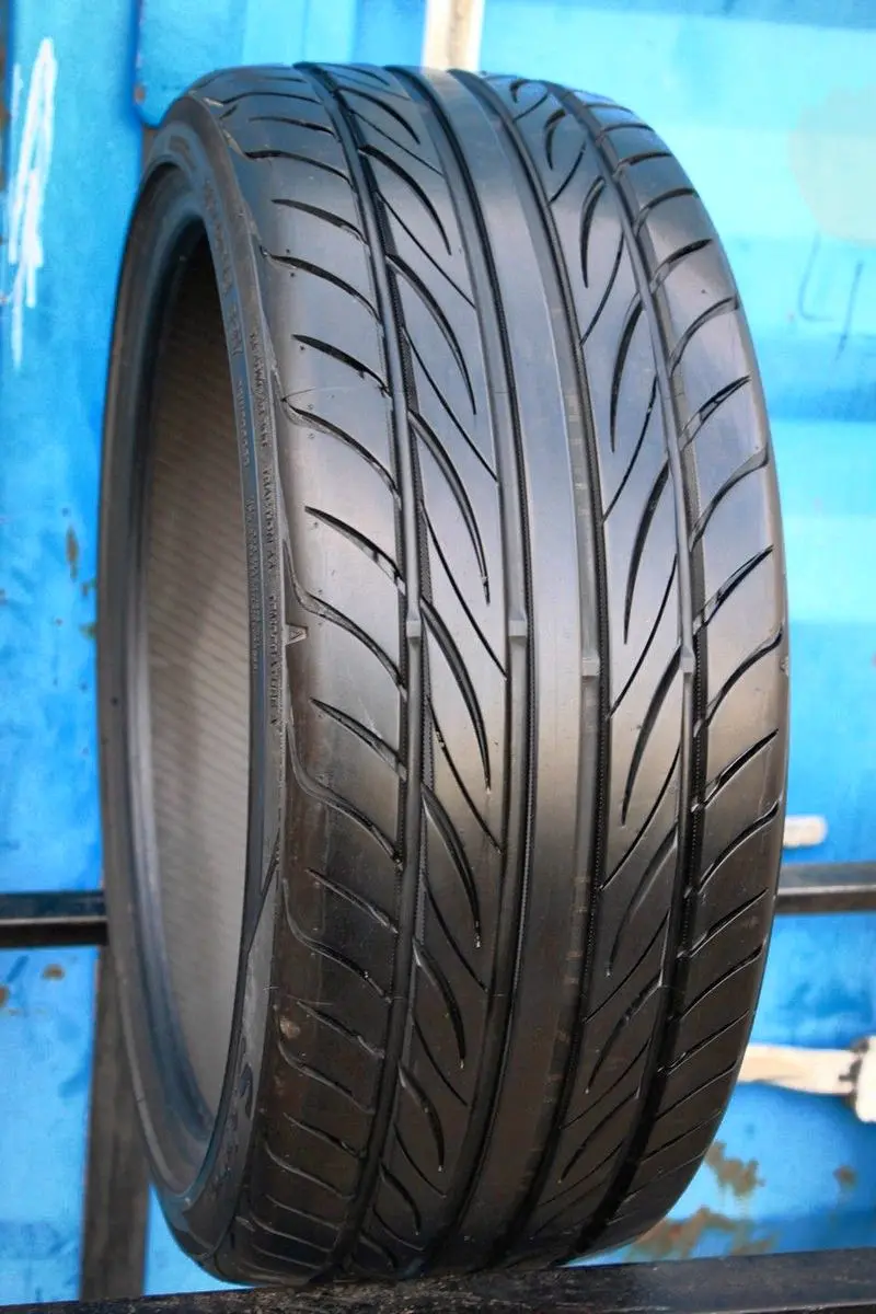 Б/у шина 215/40 R18 Yokohama S.Drive AS01