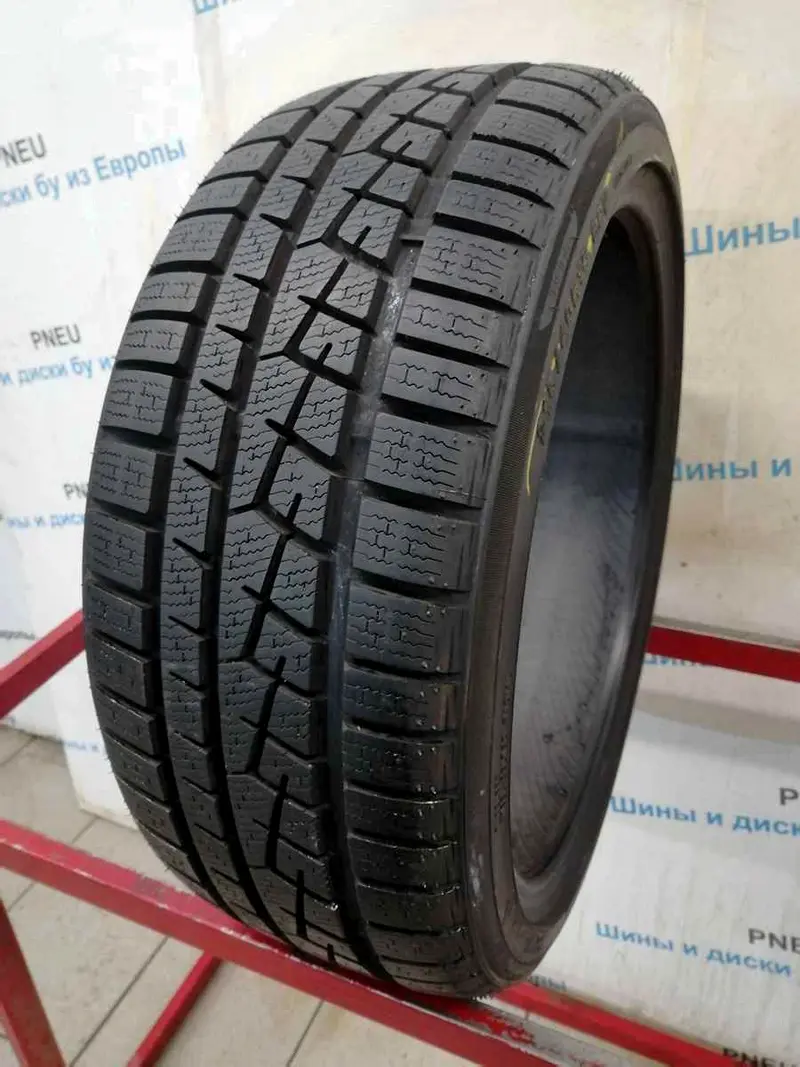 Б/у шина 215/40 R18 Yokohama W.drive V902 B