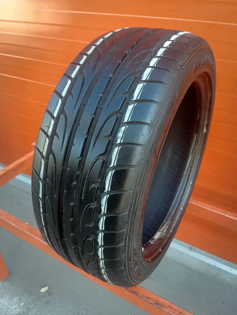 Б/у шина 215/45 R16 Dunlop SP Sport Maxx