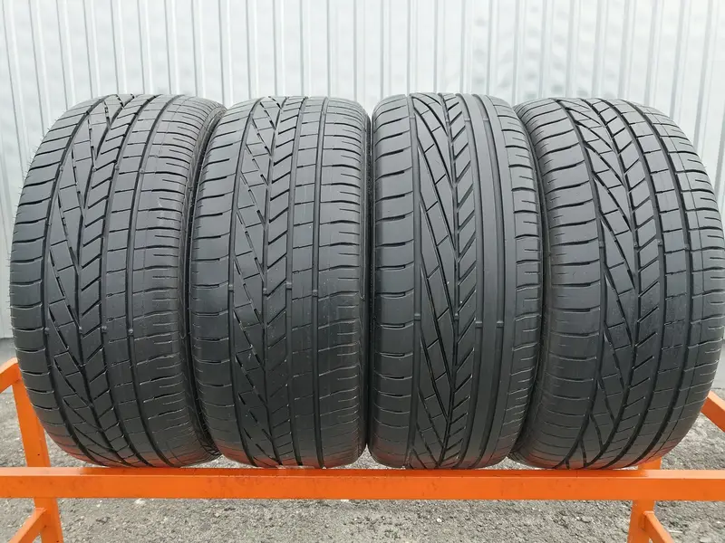 Комплект б/у шин 215/45 R16 Goodyear Excellence, фото 1