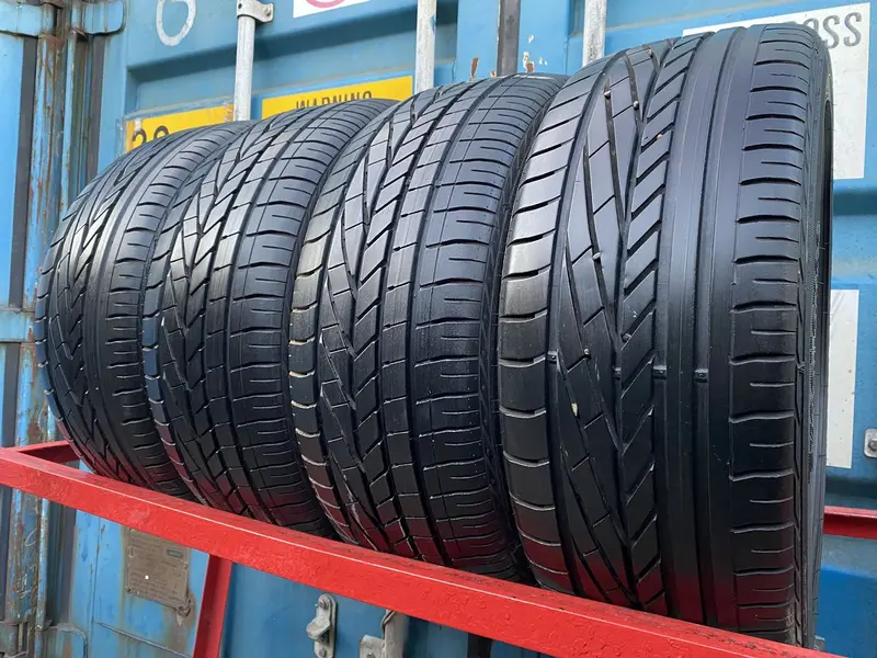 Комплект б/у шин 215/45 R16 Goodyear Excellence