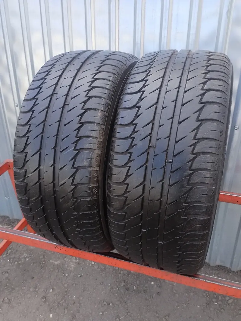 Пара б/у шин 215/45 R16 Kleber Dynaxer HP3