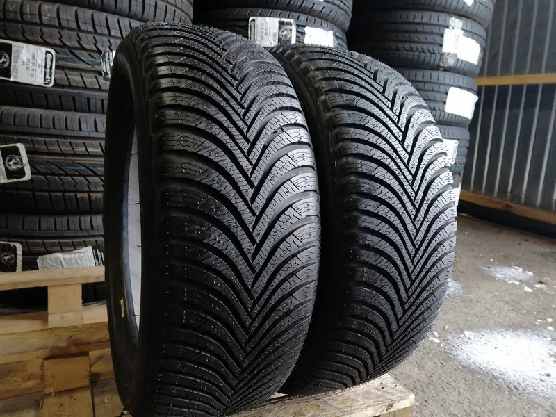 Пара новых шин 215/45 R16 Michelin Alpin 5, фото 1
