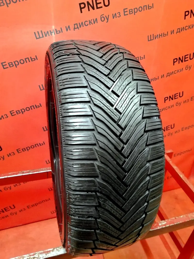 Б/у шина 215/45 R16 Michelin Alpin 6