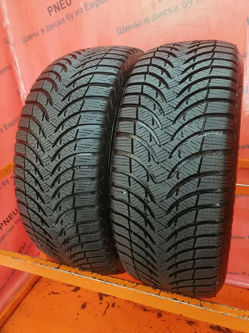 Пара б/у шин 215/45 R16 Michelin Alpin A4