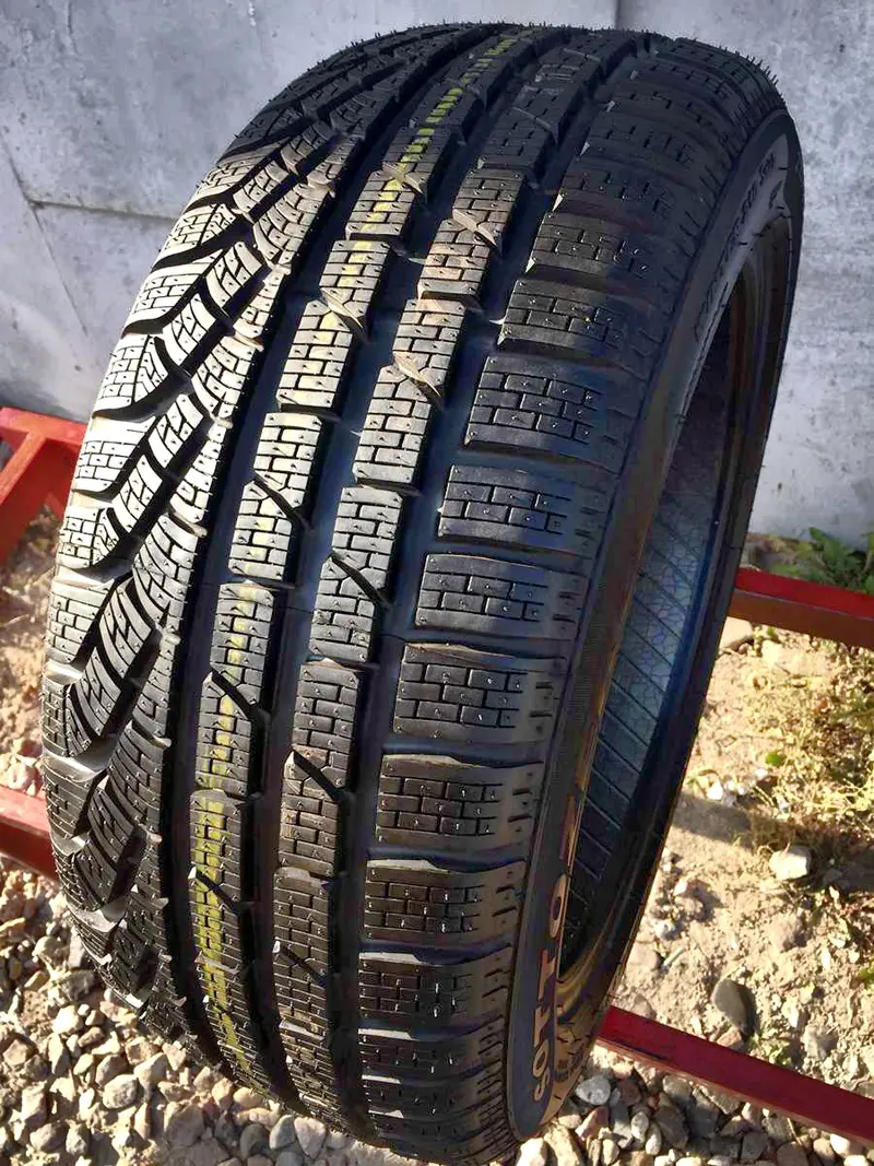 Новая шина 215/45 R16 Pirelli Winter 210 Sottozero 2, фото 1
