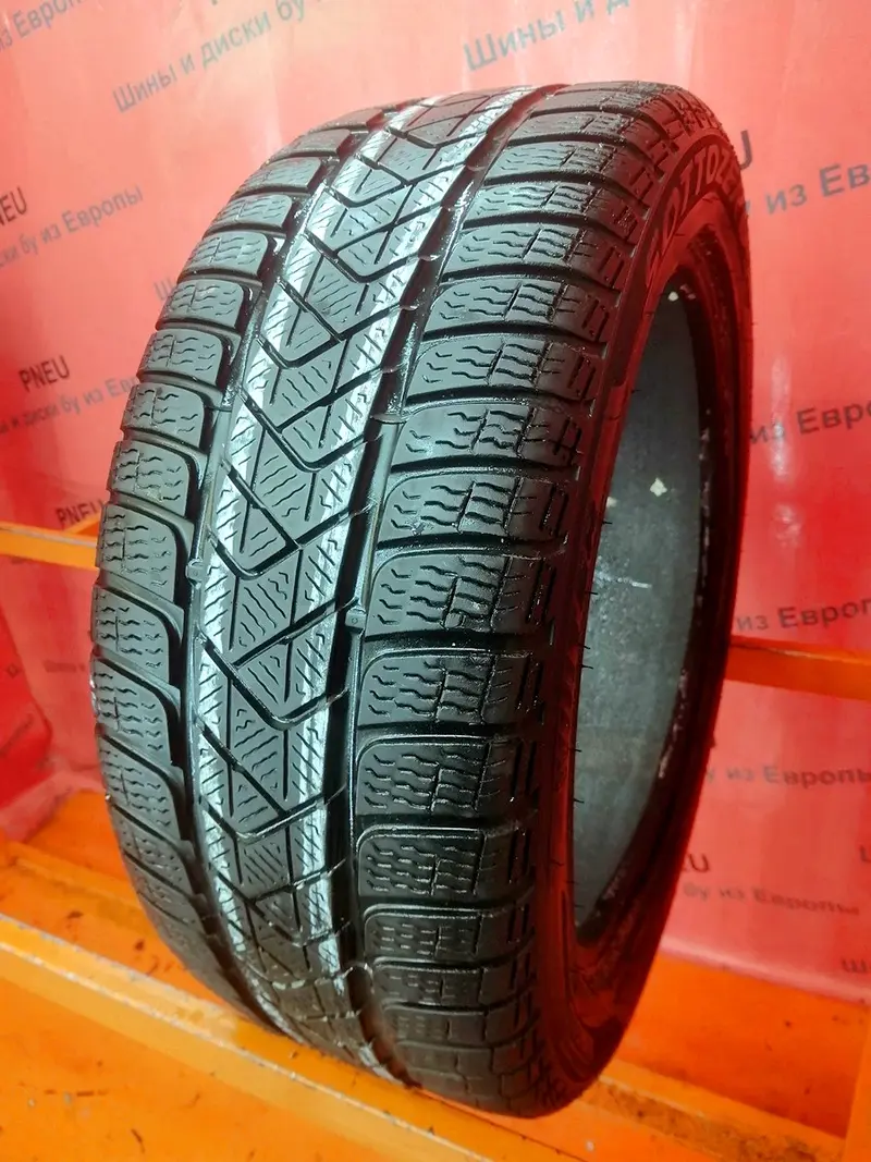Б/у шина 215/45 R16 Pirelli Winter Sottozero 3