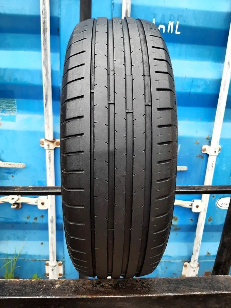 Б/у шина 215/45 R16 Vredestein Sportrac 5