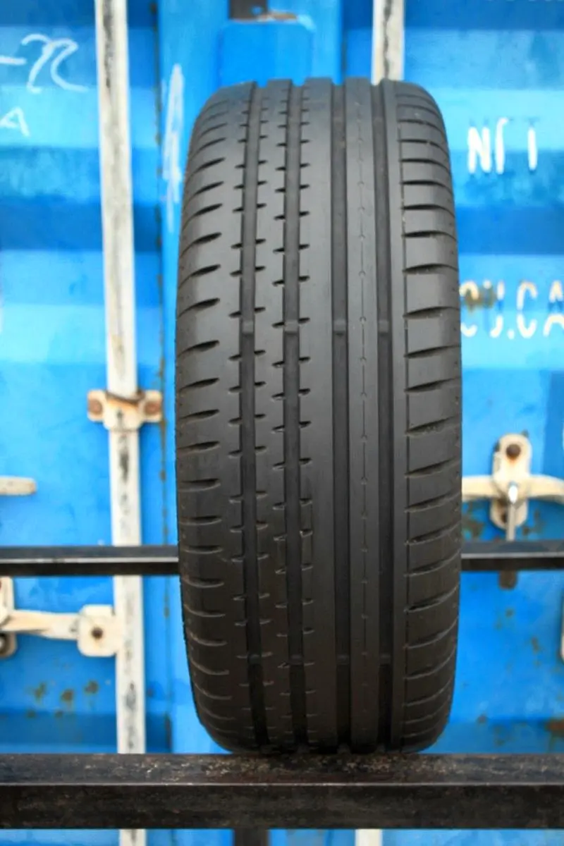 Б/у шина 215/45 R17 Continental ContiSportContact 2 RunFlat
