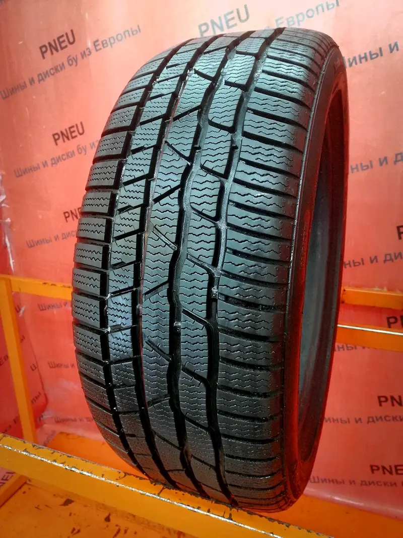 Б/у шина 215/45 R17 Continental ContiWinterContact TS 830 P
