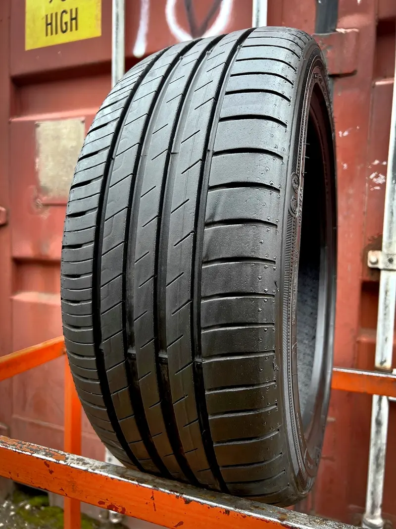 Б/у шина 215/45 R17 Goodyear EfficientGrip Performance, фото 1