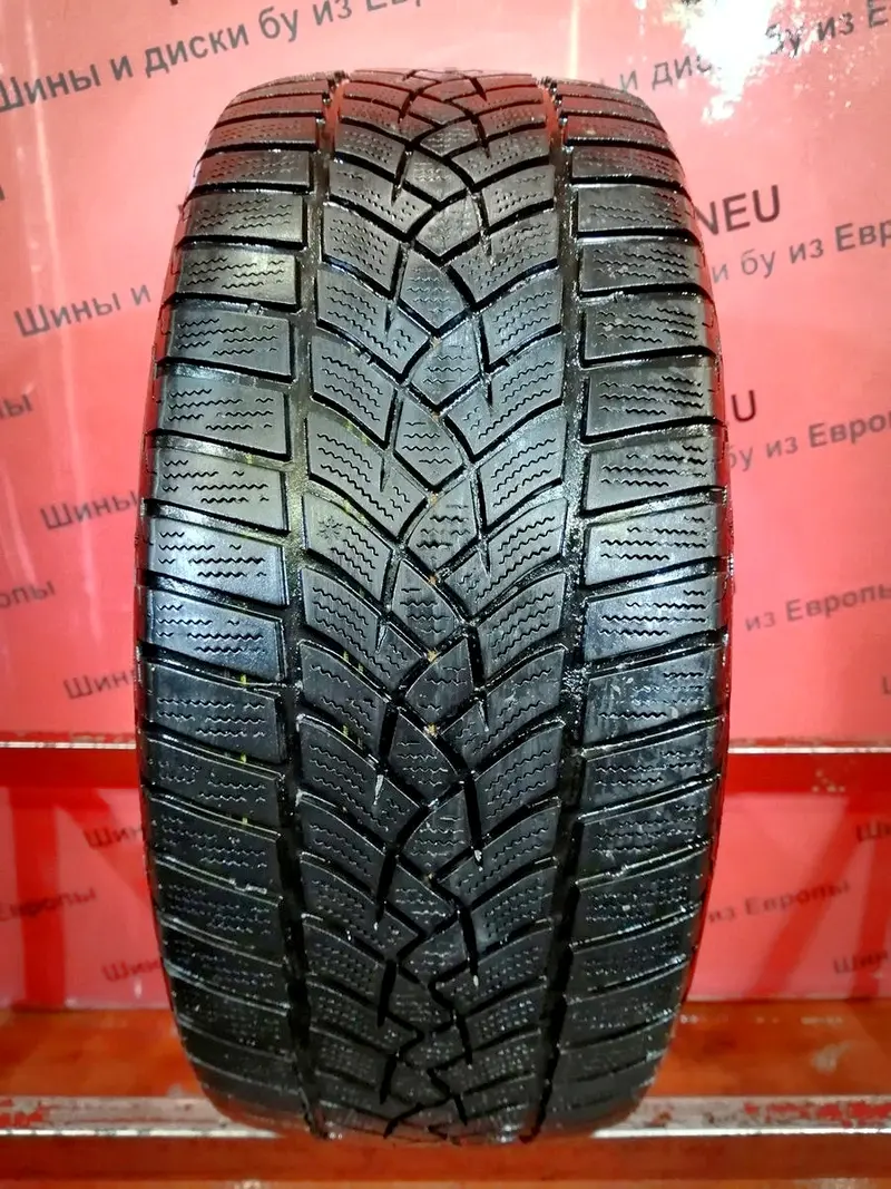 Б/у шина 215/45 R17 Goodyear Ultra Grip Perfomance GEN-1