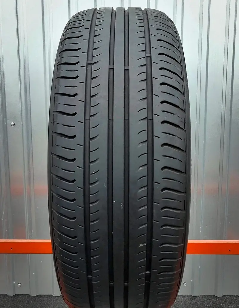 Б/у шина 215/45 R17 Hankook Optimo K415, фото 1