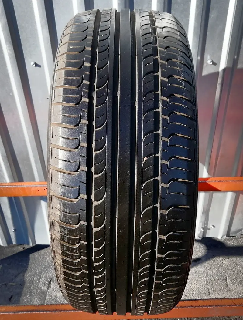 Б/у шина 215/45 R17 Hankook Optimo K415, фото 1
