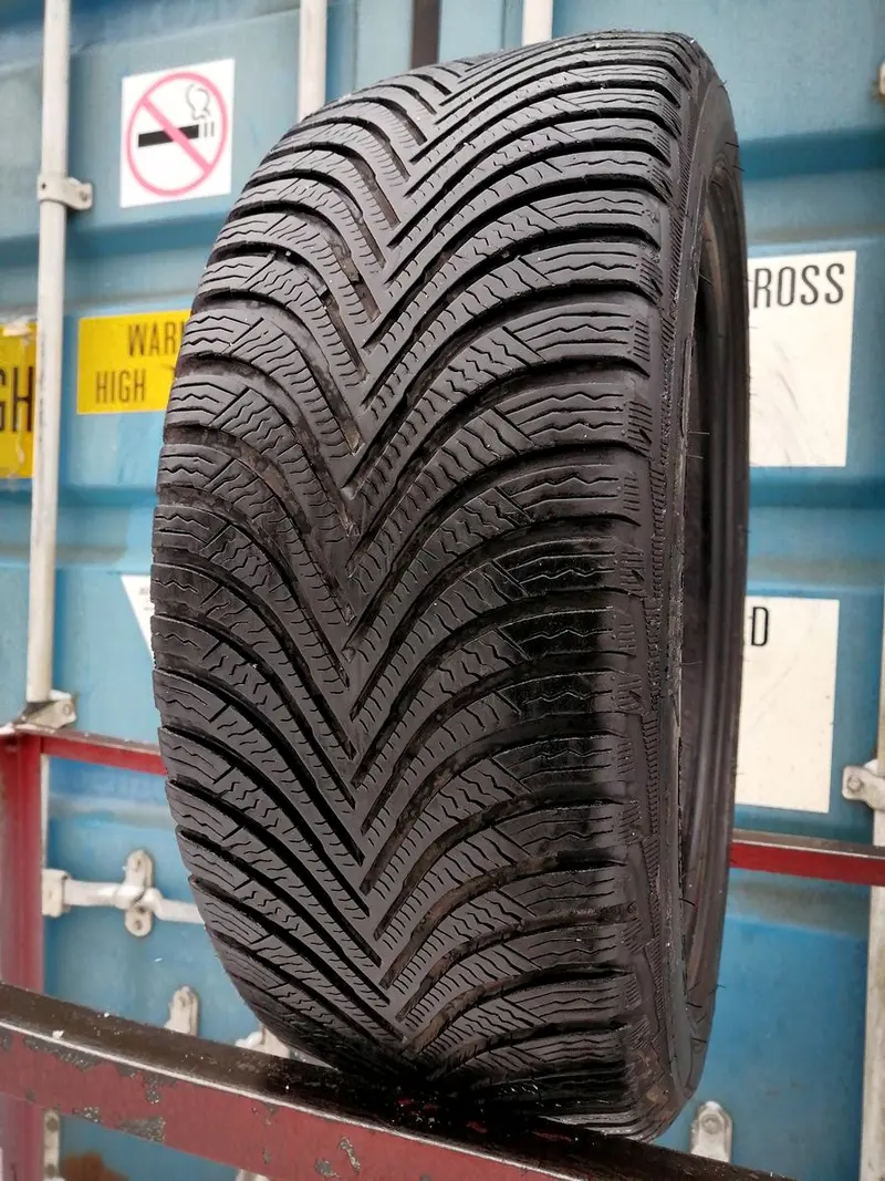 Б/у шина 215/45 R17 Michelin Alpin 5, фото 1