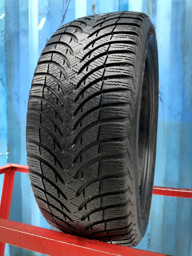 Б/у шина 215/45 R17 Michelin Alpin A4, фото 1