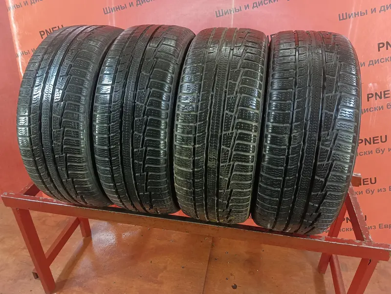 Комплект б/у шин 215/45 R17 Nokian WR A3