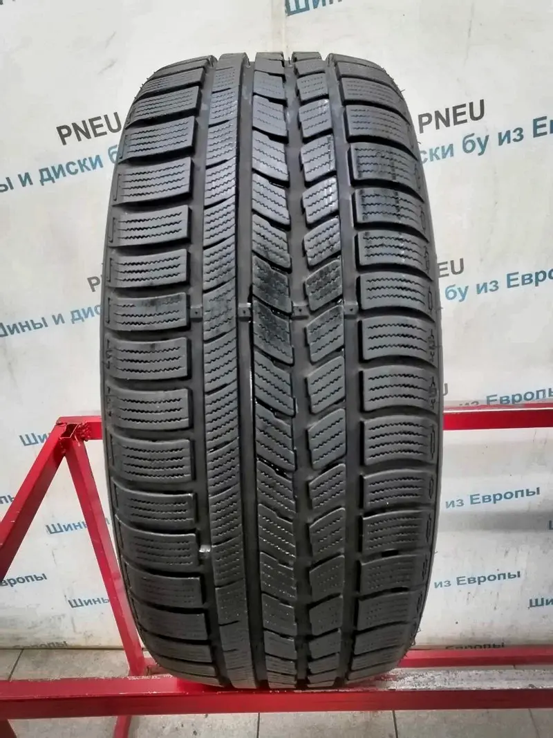 Б/у шина 215/45 R17 Roadstone Winguard Sport