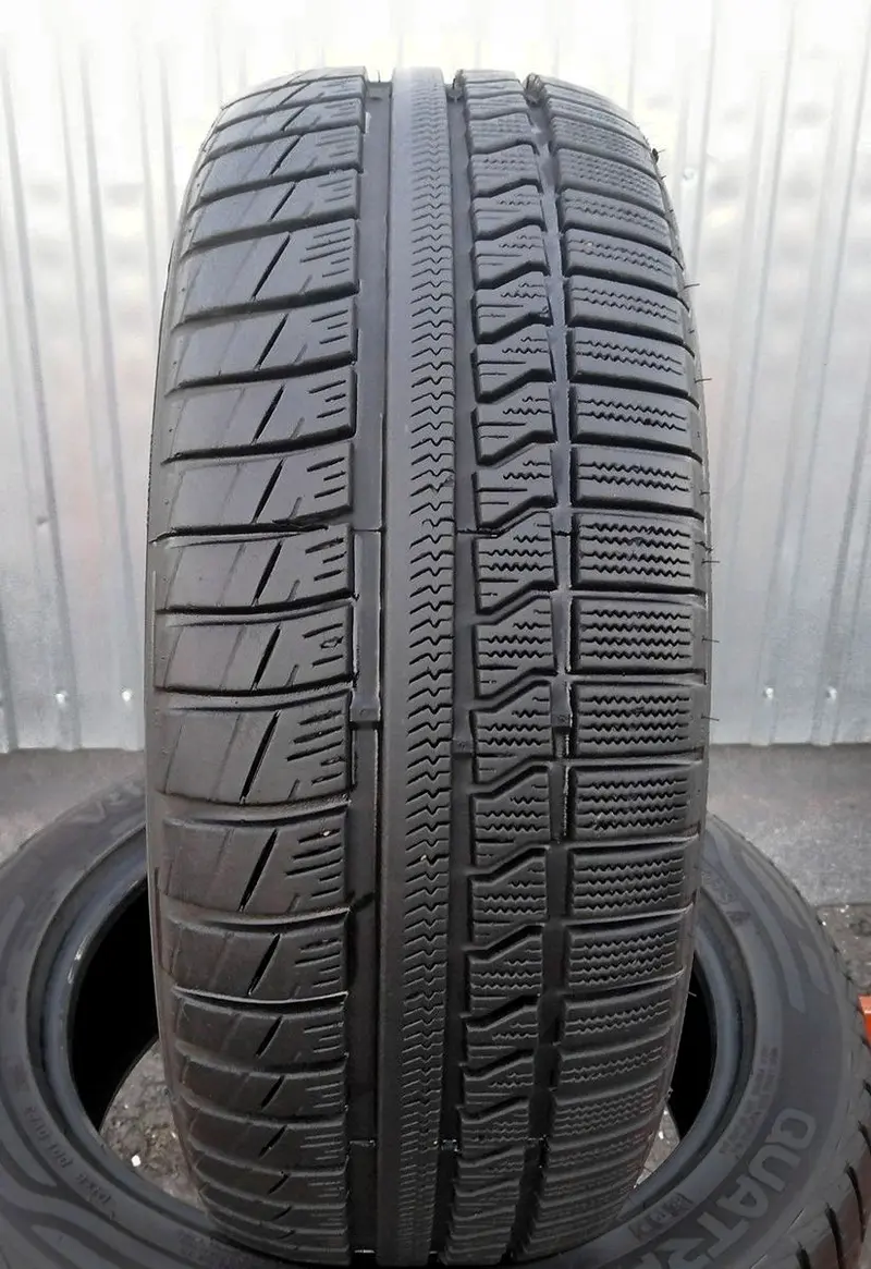 Б/у шина 215/45 R17 Vredestein Quatrac 3
