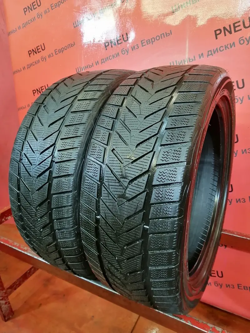 Пара б/у шин 215/45 R17 Vredestein Wintrac Xtreme S