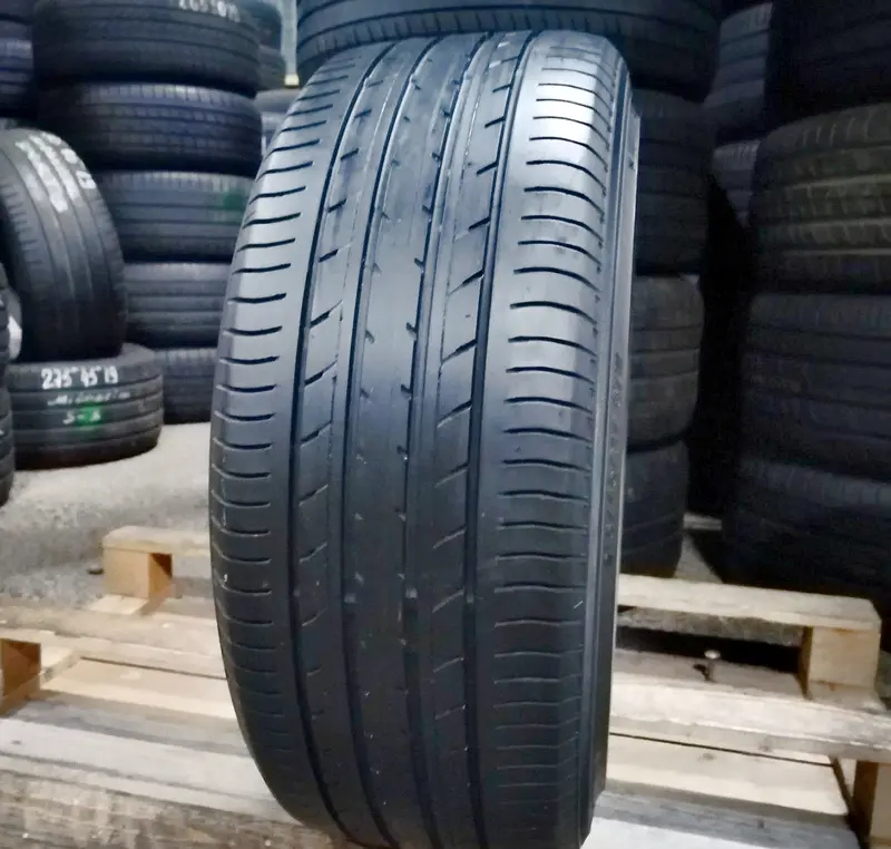Б/у шина 215/45 R17 Yokohama DB decibel E70D