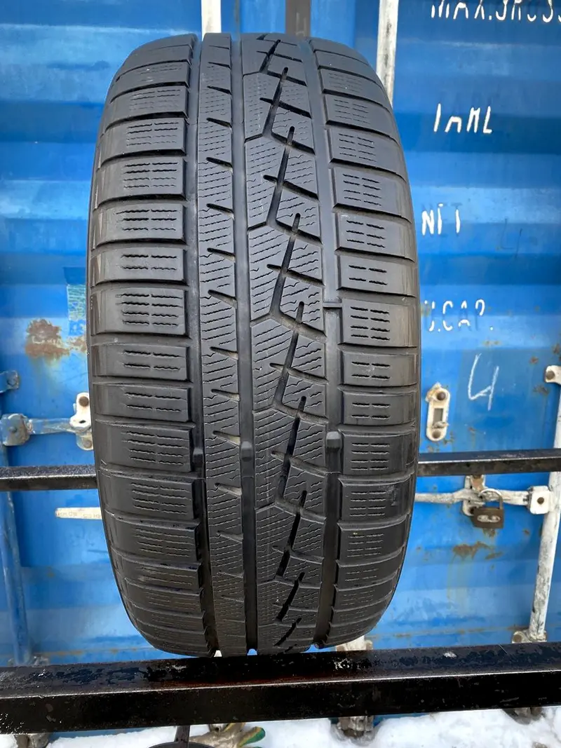 Б/у шина 215/45 R17 Yokohama W.drive V902 A