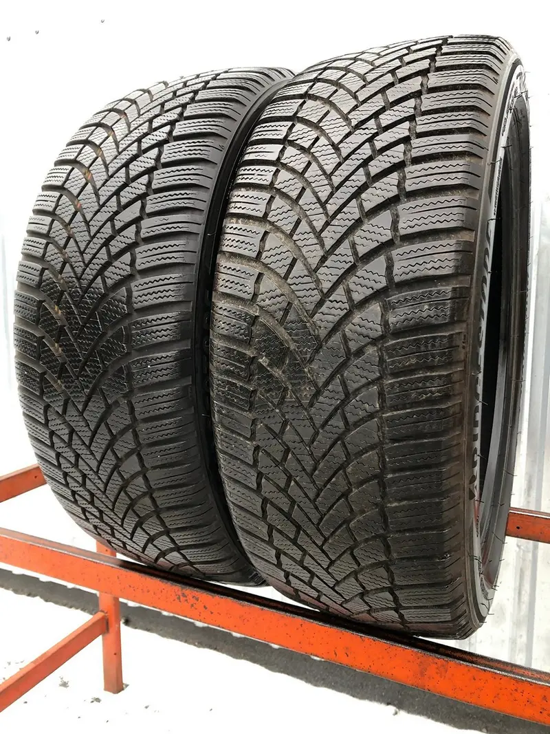 Пара б/у шин 215/45 R18 Bridgestone Blizzak LM-005, фото 1