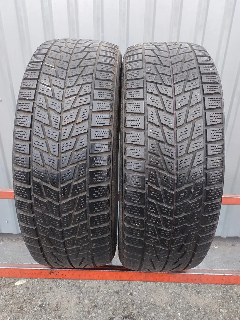 Пара б/у шин 215/45 R18 Bridgestone Blizzak LM 22