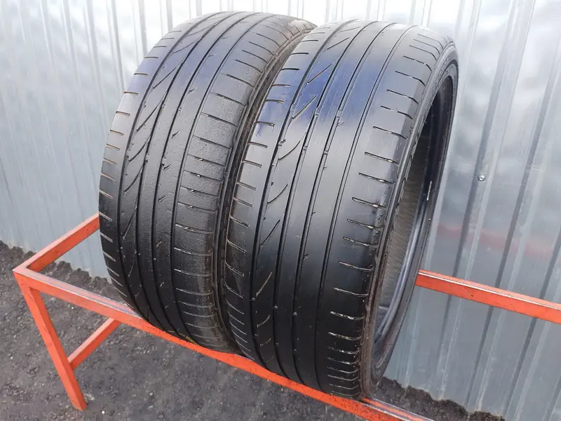 Пара б/у шин 215/45 R18 Bridgestone Potenza RE 050A