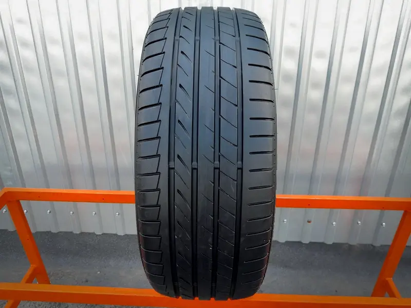 Б/у шина 215/45 R18 Dunlop SP Sport Maxx TT, фото 1