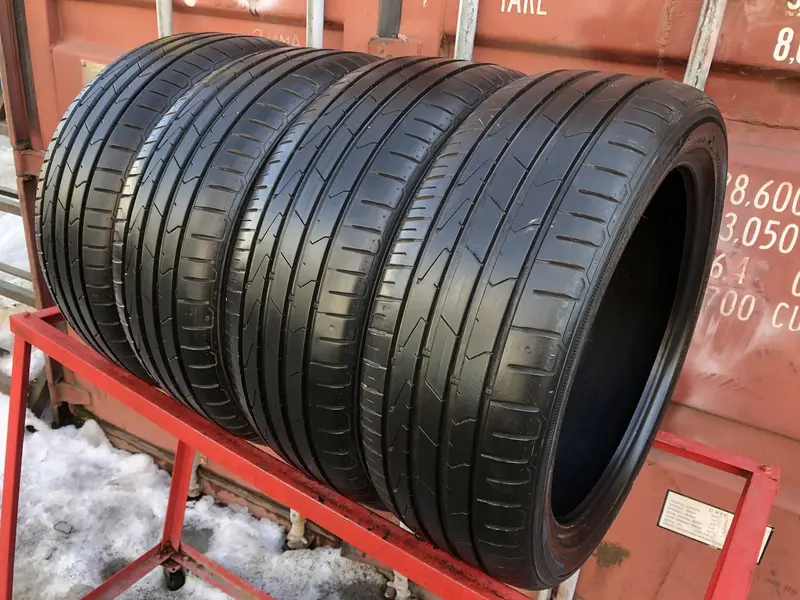 Комплект б/у шин 215/45 R18 Hankook Ventus Prime 3 K125
