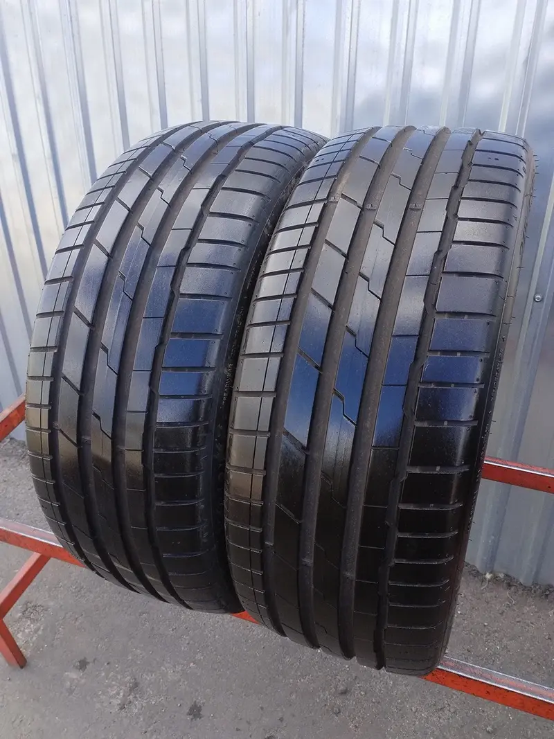 Пара б/у шин 215/45 R18 Hankook Ventus S1 Evo3 K127