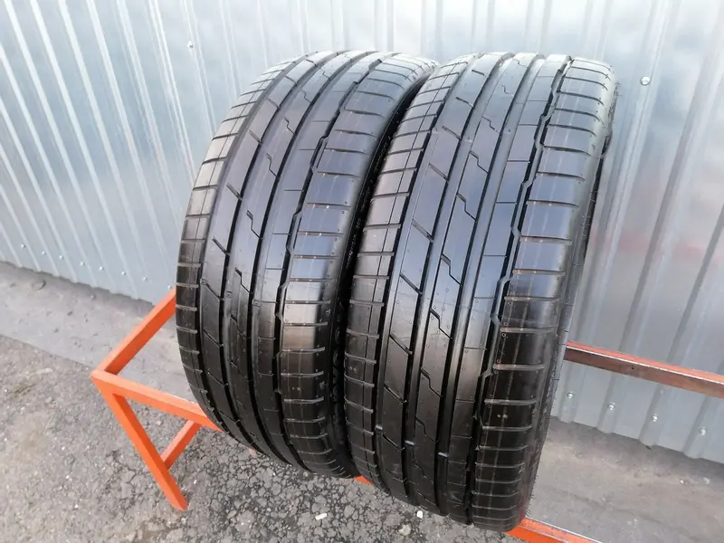 Пара б/у шин 215/45 R18 Hankook Ventus S1 Evo3 K127