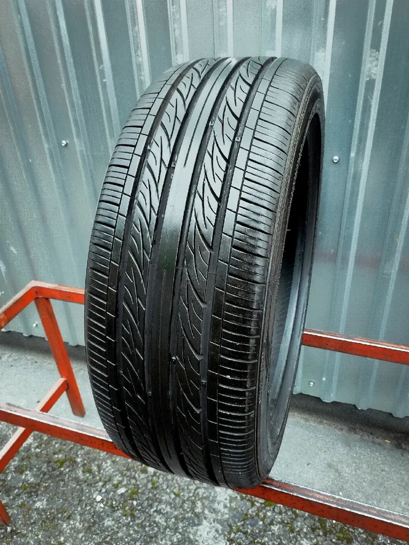 Б/у шина 215/45 R18 Kumho Solus XC, фото 1