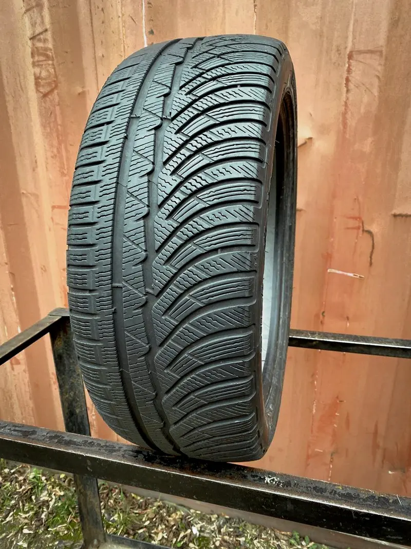 Б/у шина 215/45 R18 Michelin Pilot Alpin PA 4