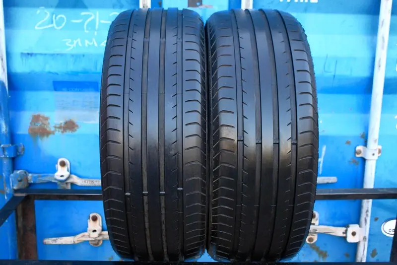 Пара б/у шин 215/45 R18 Vredestein Ultrac Cento