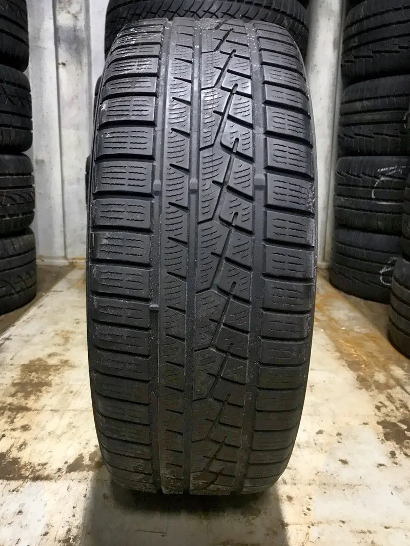 Б/у шина 215/45 R18 Yokohama W.drive V902
