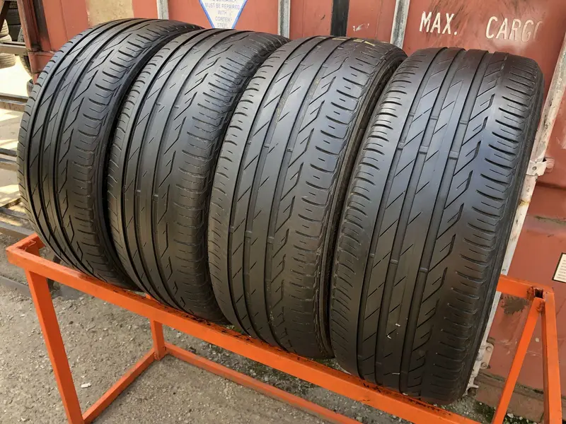 Комплект б/у шин 215/50 R17 Bridgestone Turanza T001