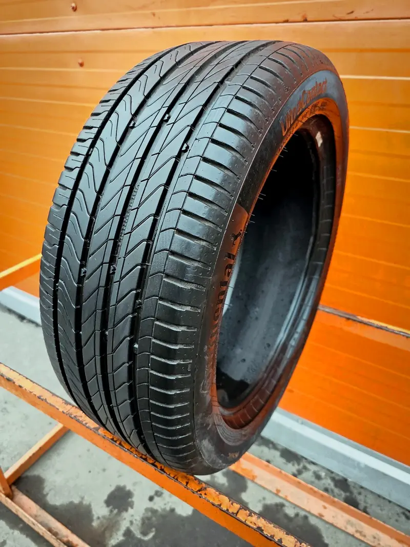 Б/у шина 215/50 R17 Continental UltraContact